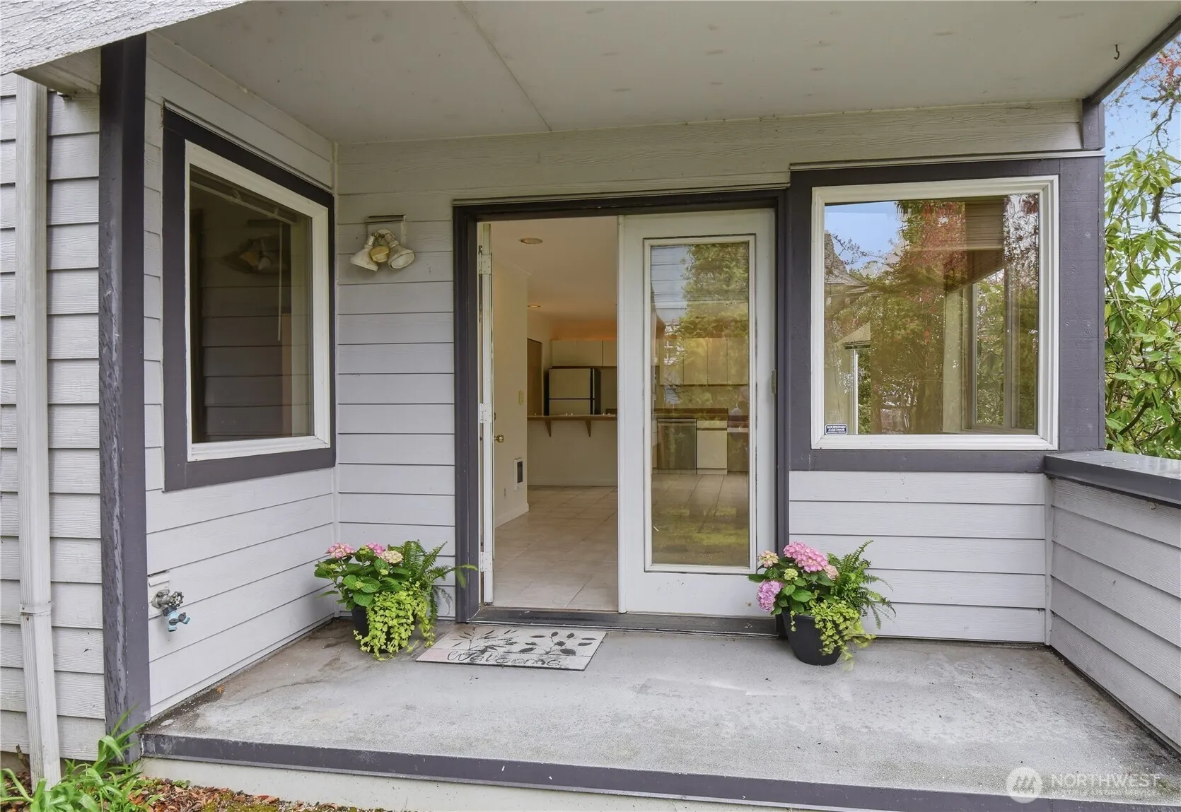 Property photo for 4811 Phinney Avenue N #101, Seattle