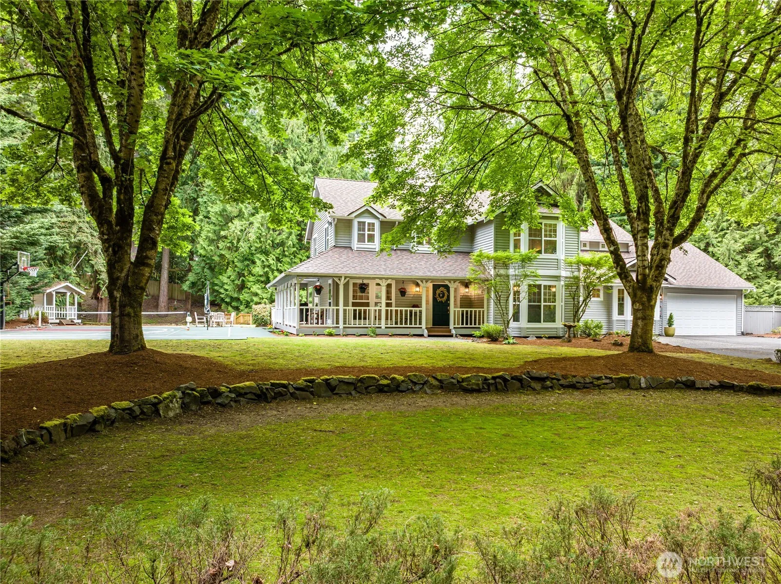 Property photo for 703 245th Place Ne, Sammamish photo 3