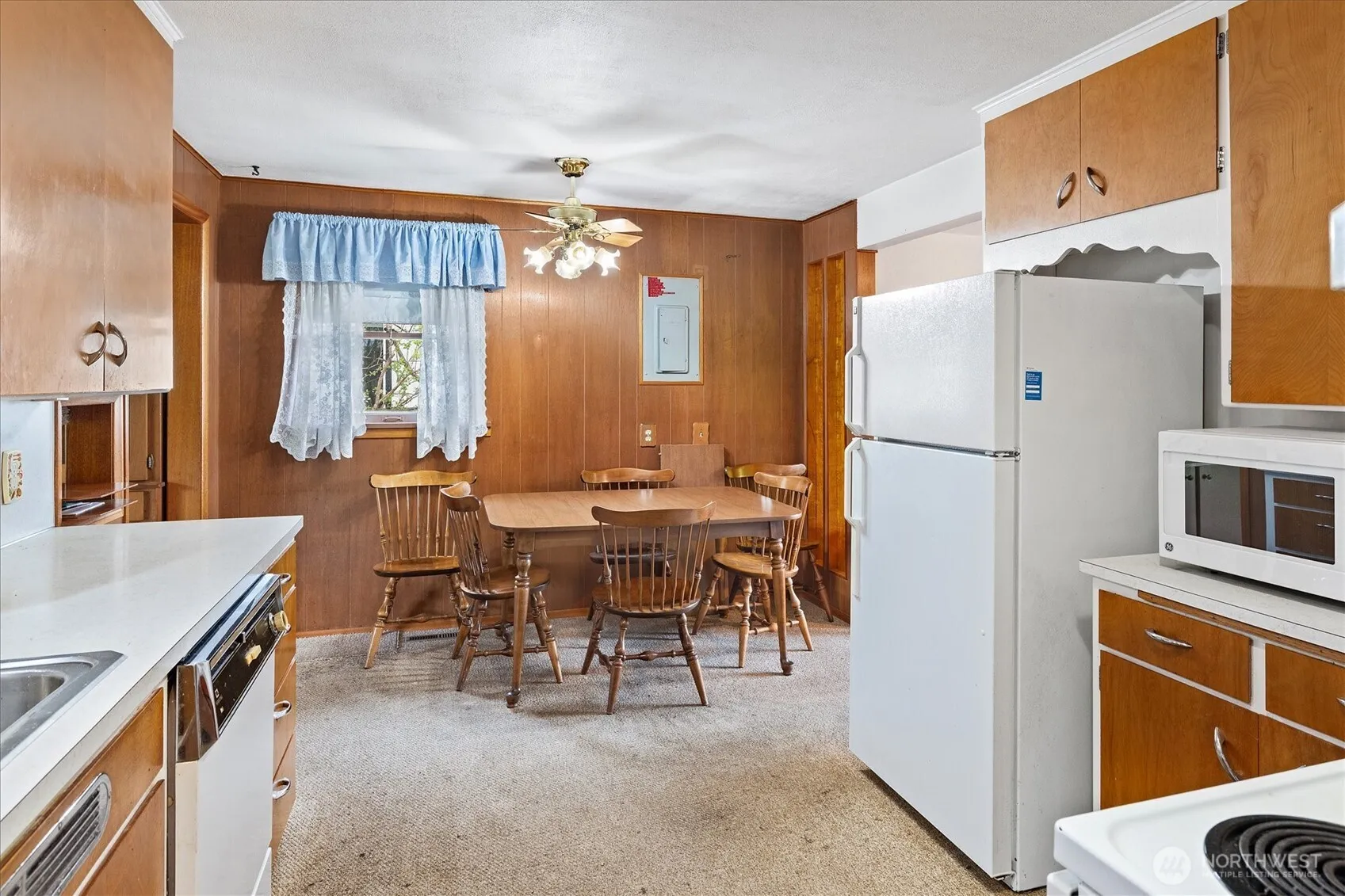 Property photo for 10424 36th Street E, Edgewood photo 5