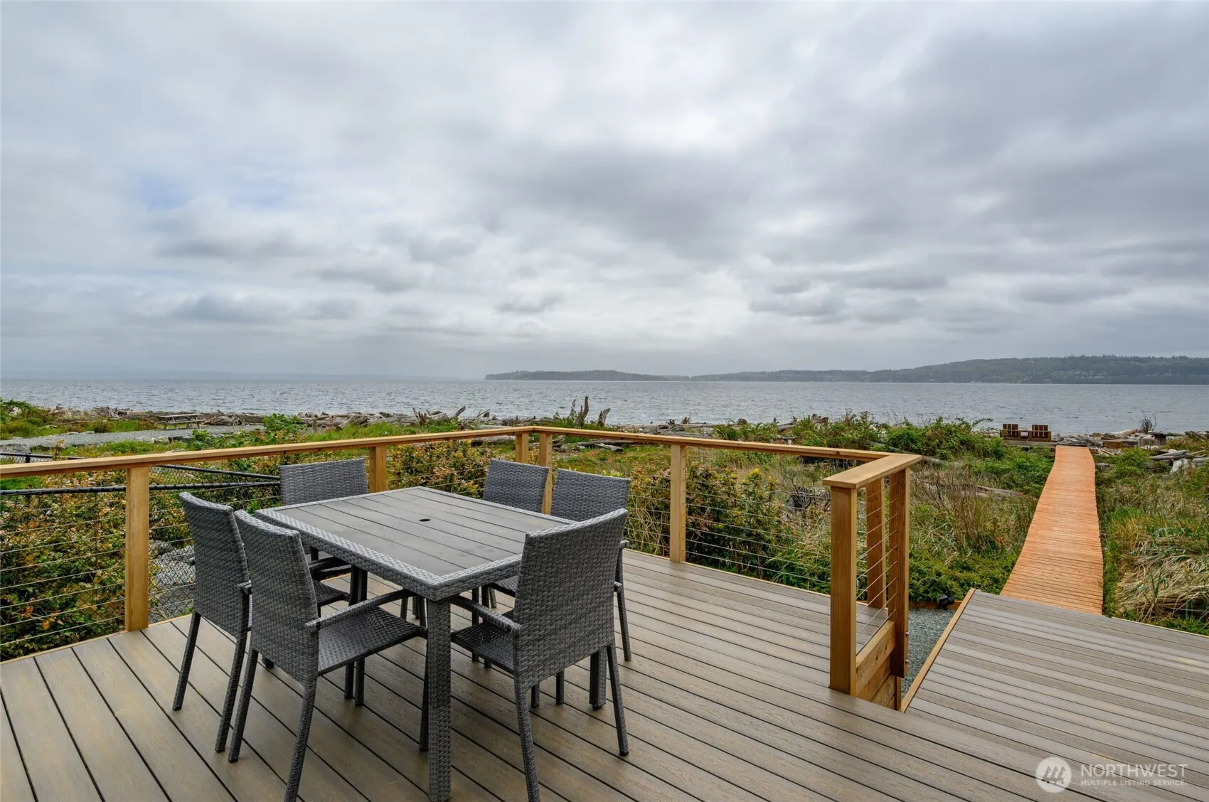 Property photo for 1818 E Lola Beach Lane, Oak Harbor photo 4