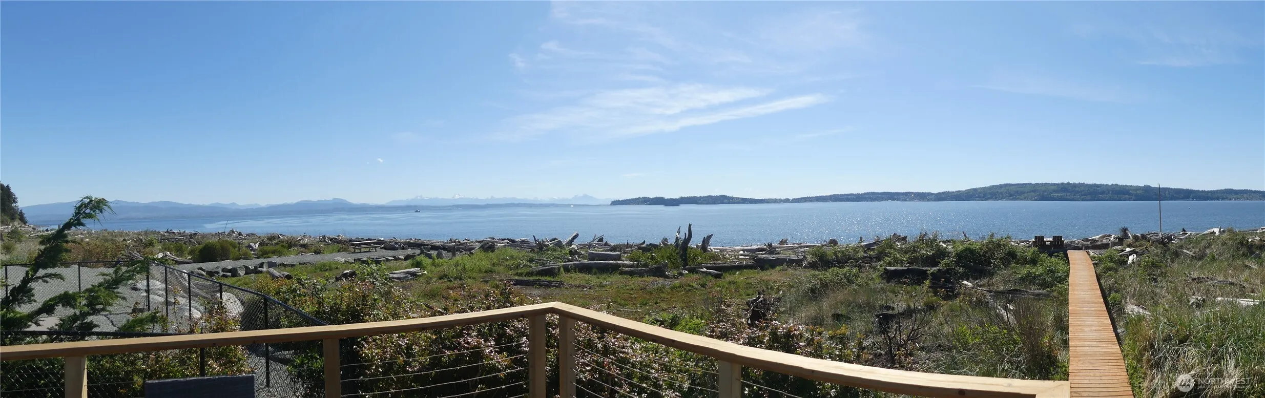 Property photo for 1818 E Lola Beach Lane, Oak Harbor photo 3