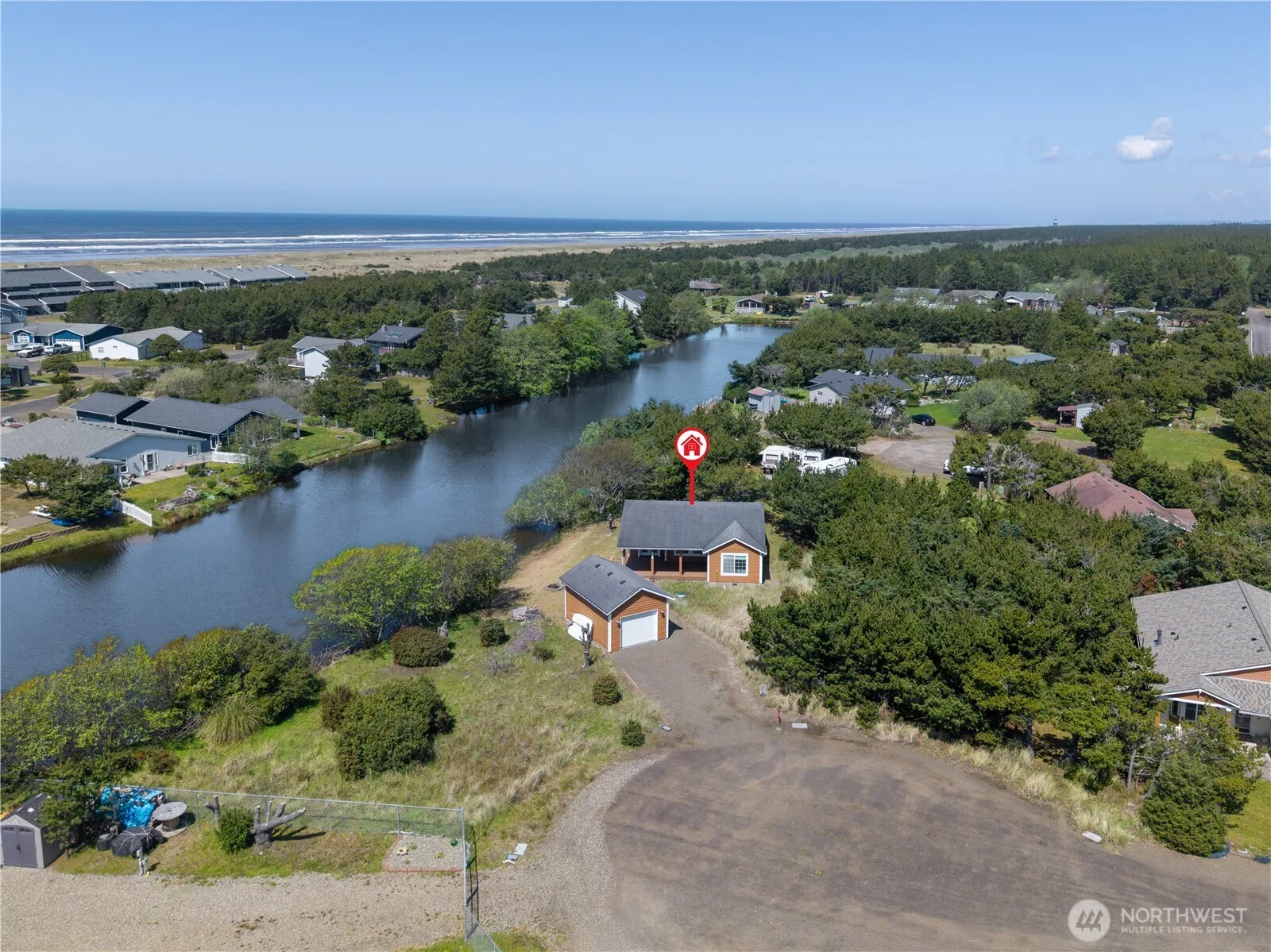 Property photo for 703 353rd Place, Ocean Park photo 2
