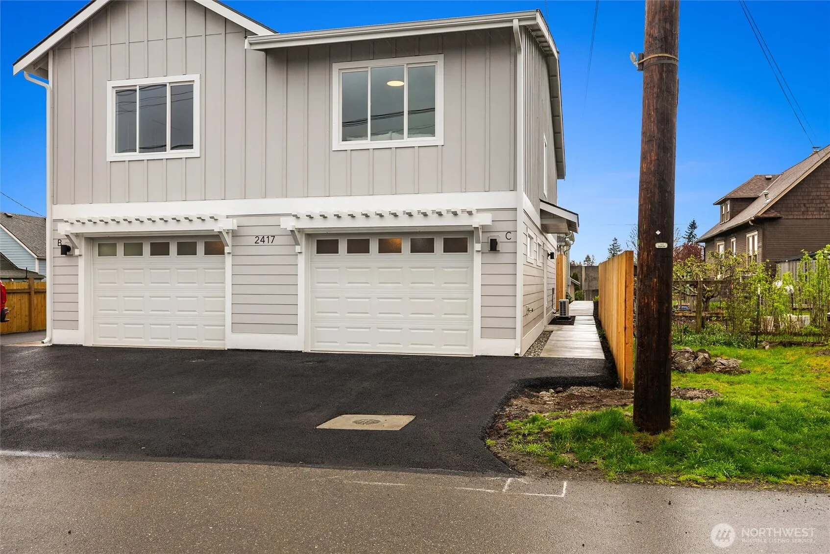 Property photo for 2417 Harrison Avenue #c, Everett photo 3