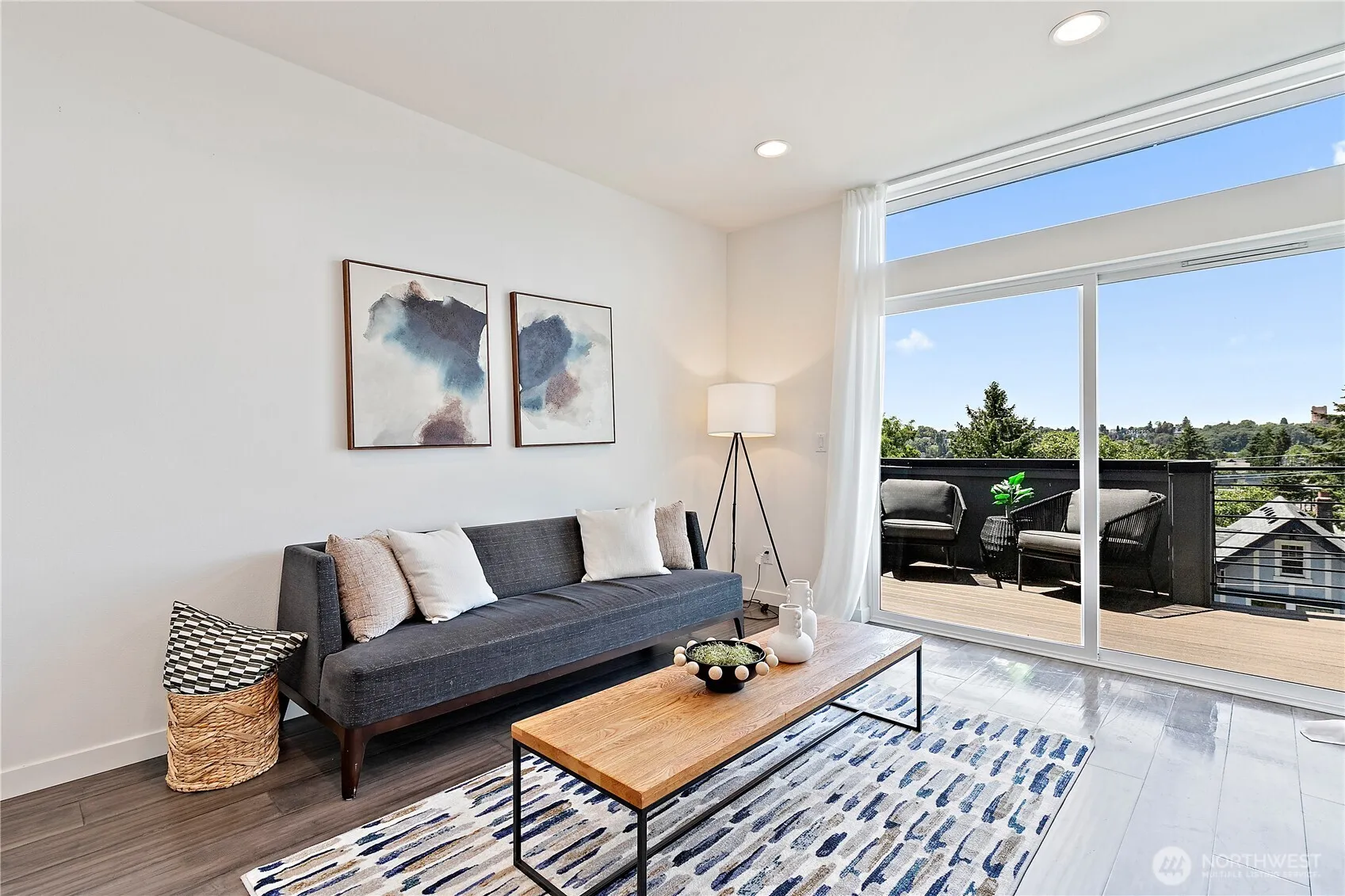 Property photo for 1310 Yakima Avenue S, Seattle photo 4