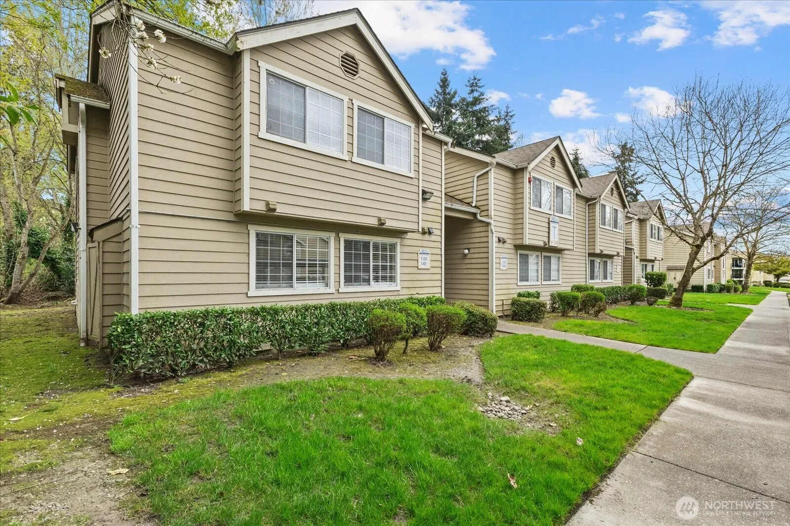 Property photo for 1843 S 286th Lane #t101, Federal Way photo 2