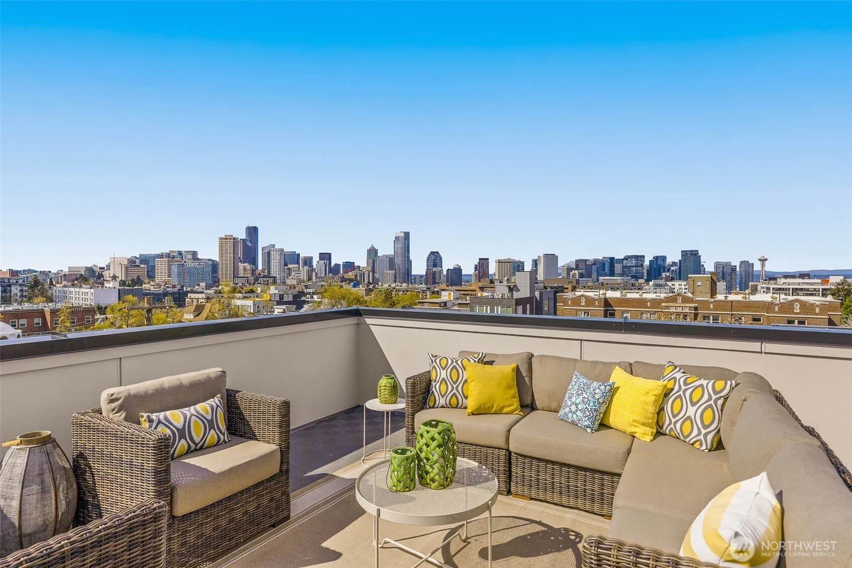 Property photo for 1315 E Denny Way, Seattle photo 4