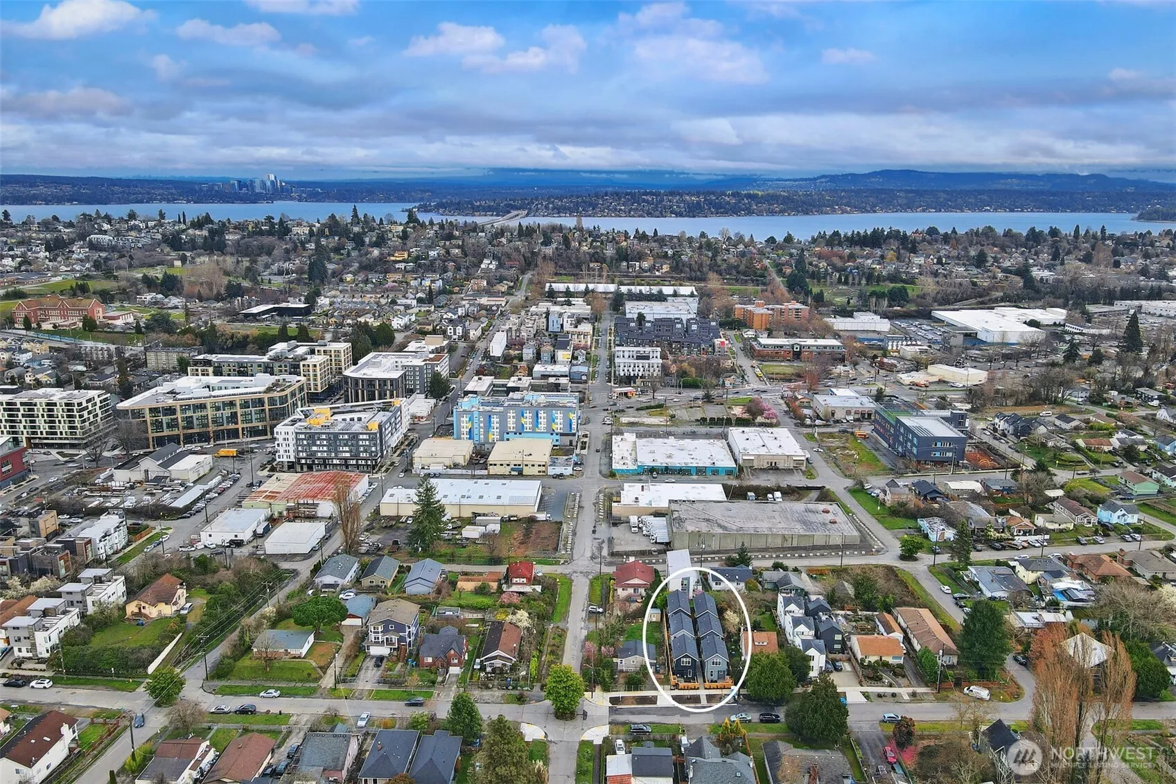 Property photo for 2006 A 19th Avenue S, Seattle