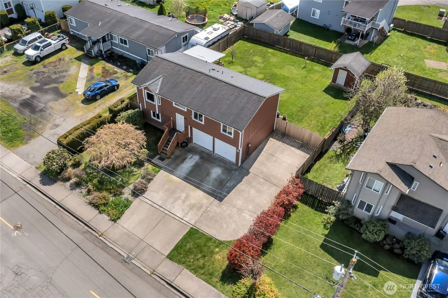 Property photo for 115 3rd Avenue Nw, Pacific