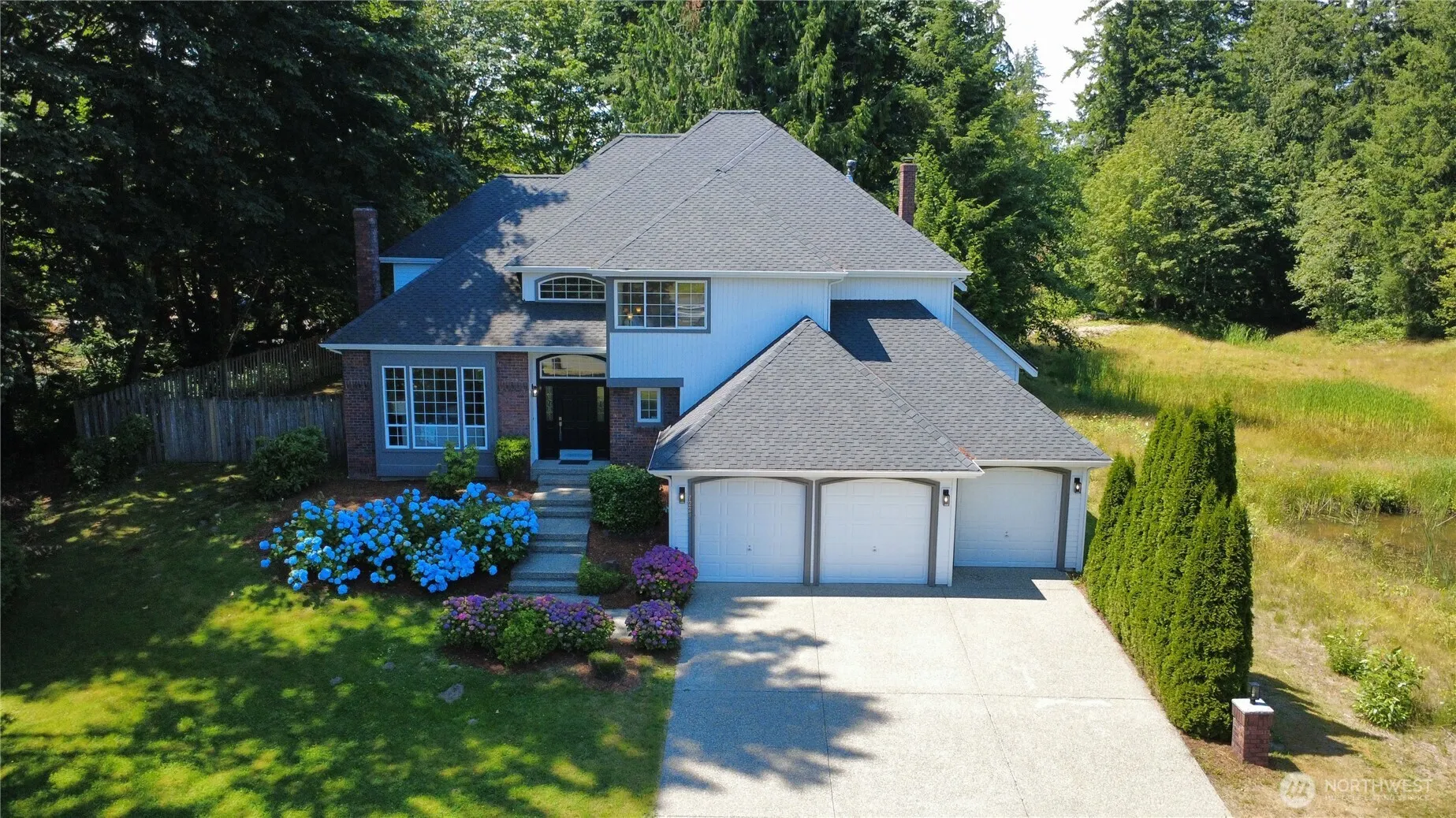 Property photo for 7229 245th Way Ne, Redmond photo 2