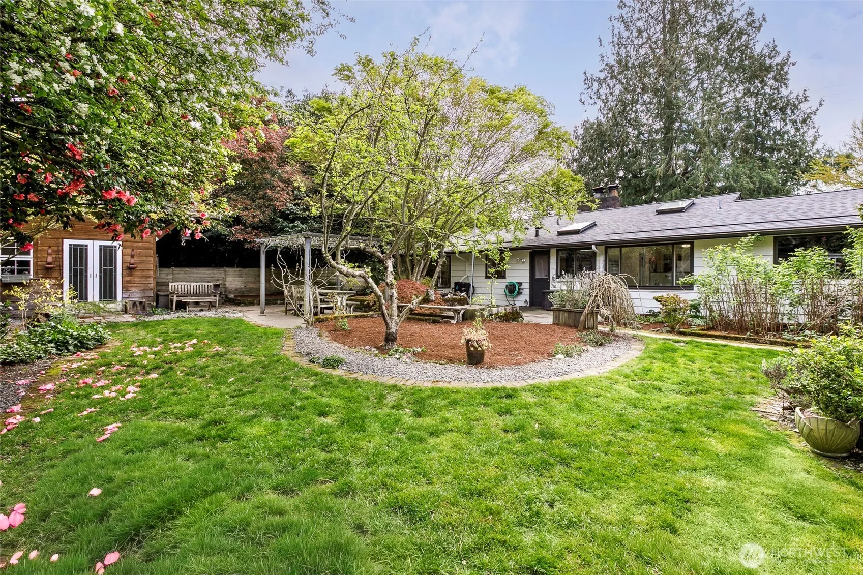 Property photo for 116 Nw 130th Street, Seattle