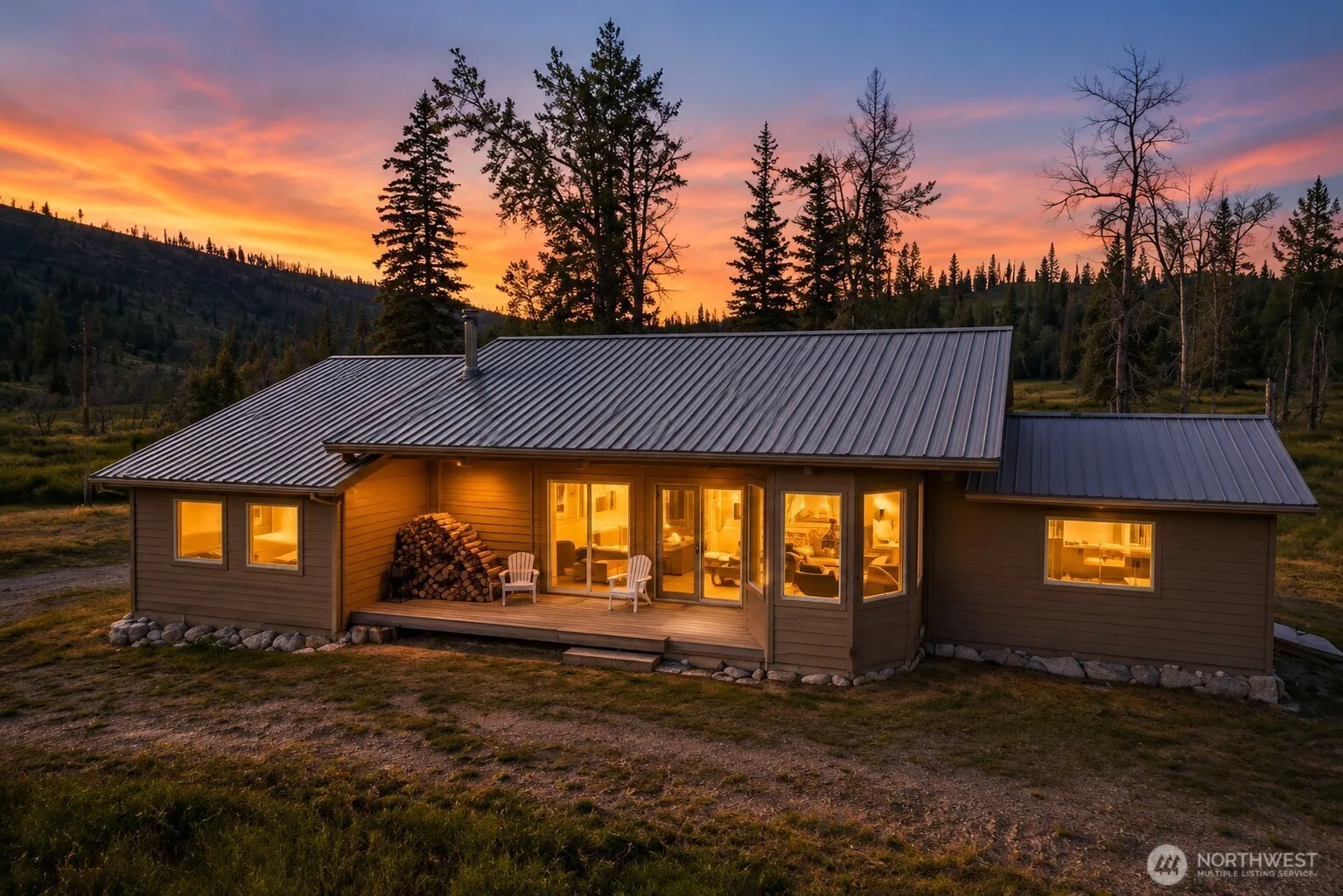 Property photo for 333 Bonaparte Lake Road, Tonasket photo 4