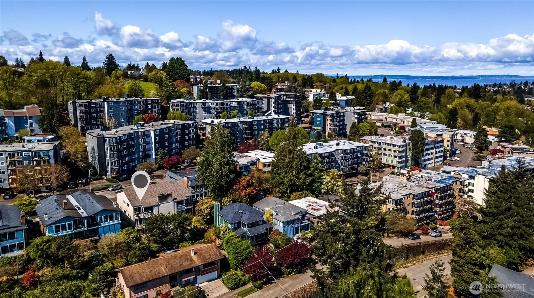 Property photo for 3424 25th Avenue W #201, Seattle photo 2
