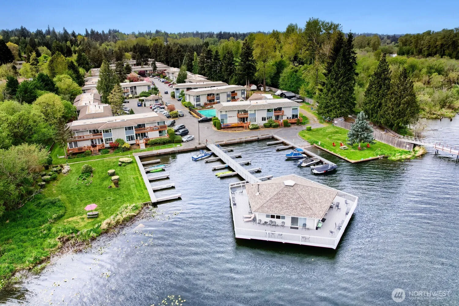 17208 Ne 45th Street #66, Redmond