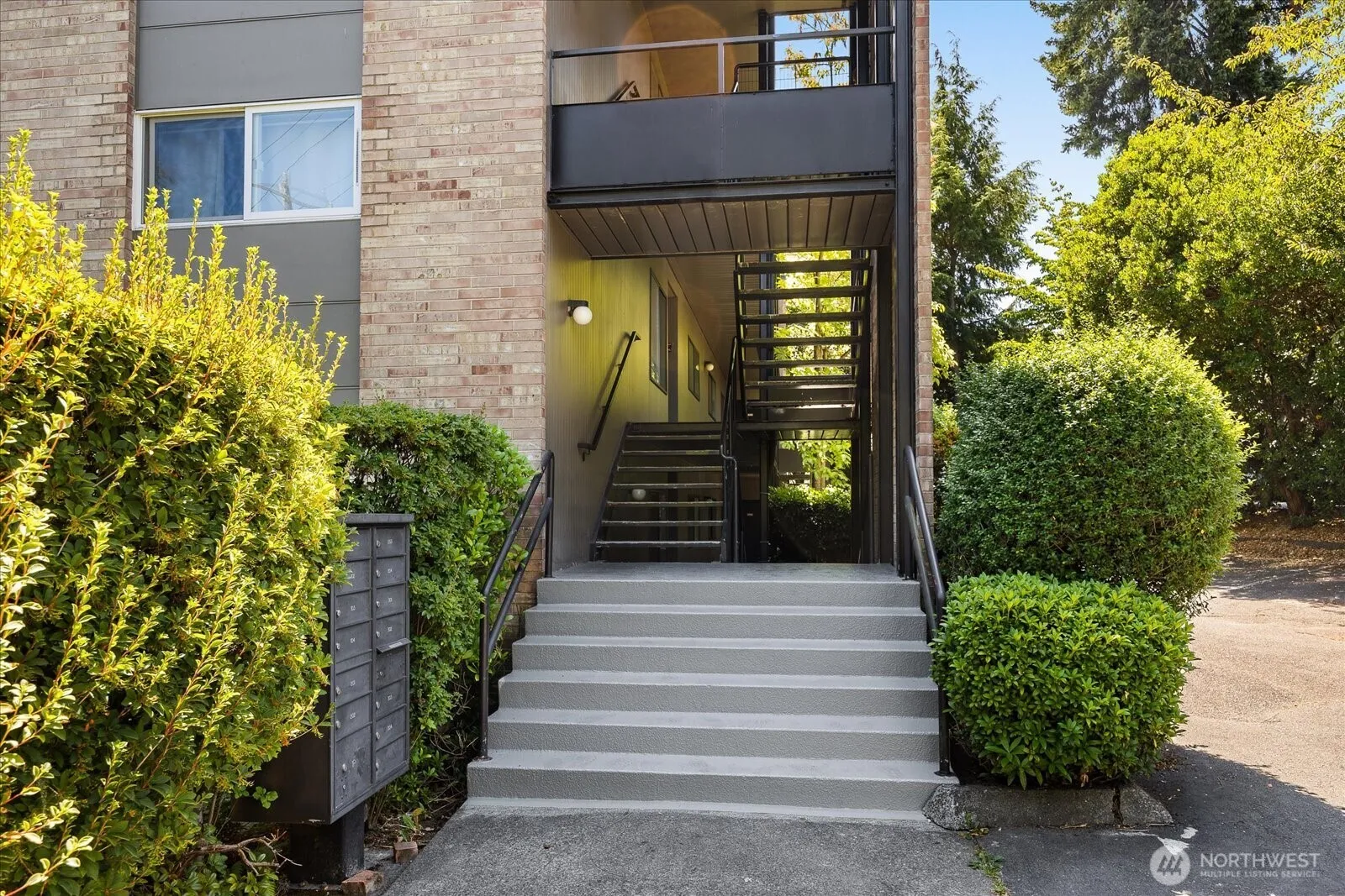 Property photo for 5101 Ne 55th Street #103, Seattle photo 3