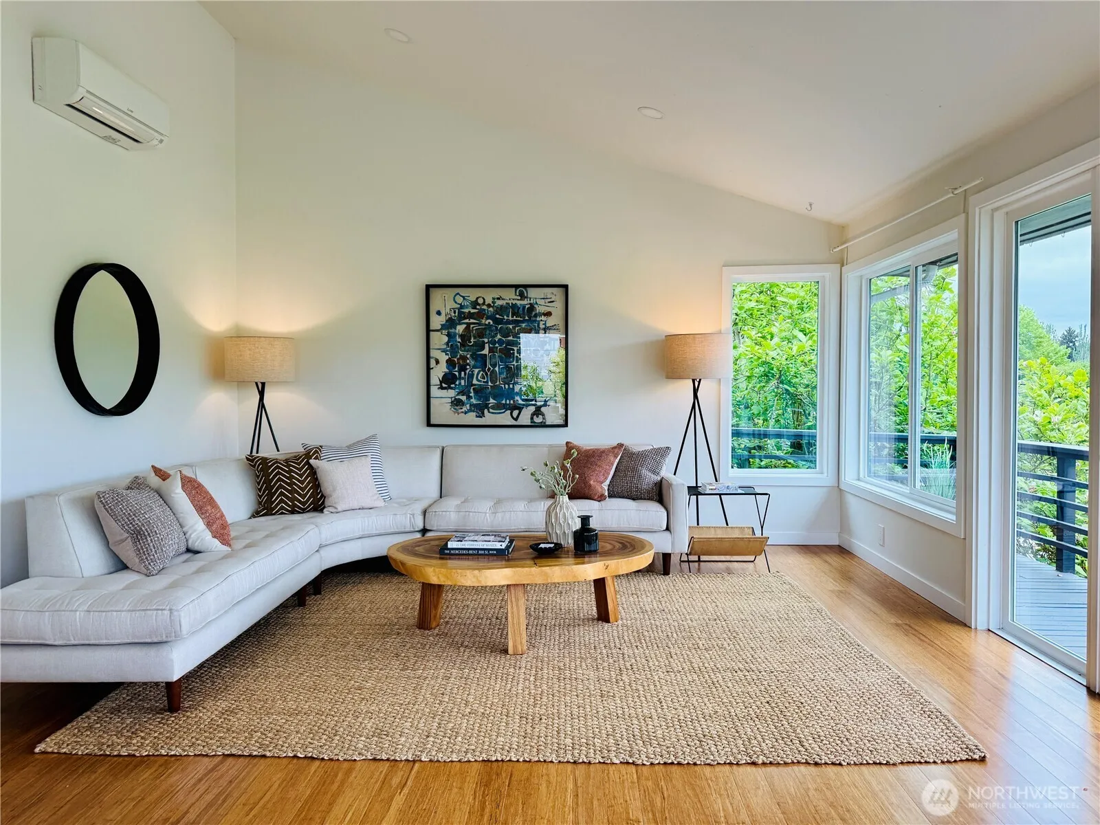 Property photo for 3820 45th Avenue S, Seattle photo 4