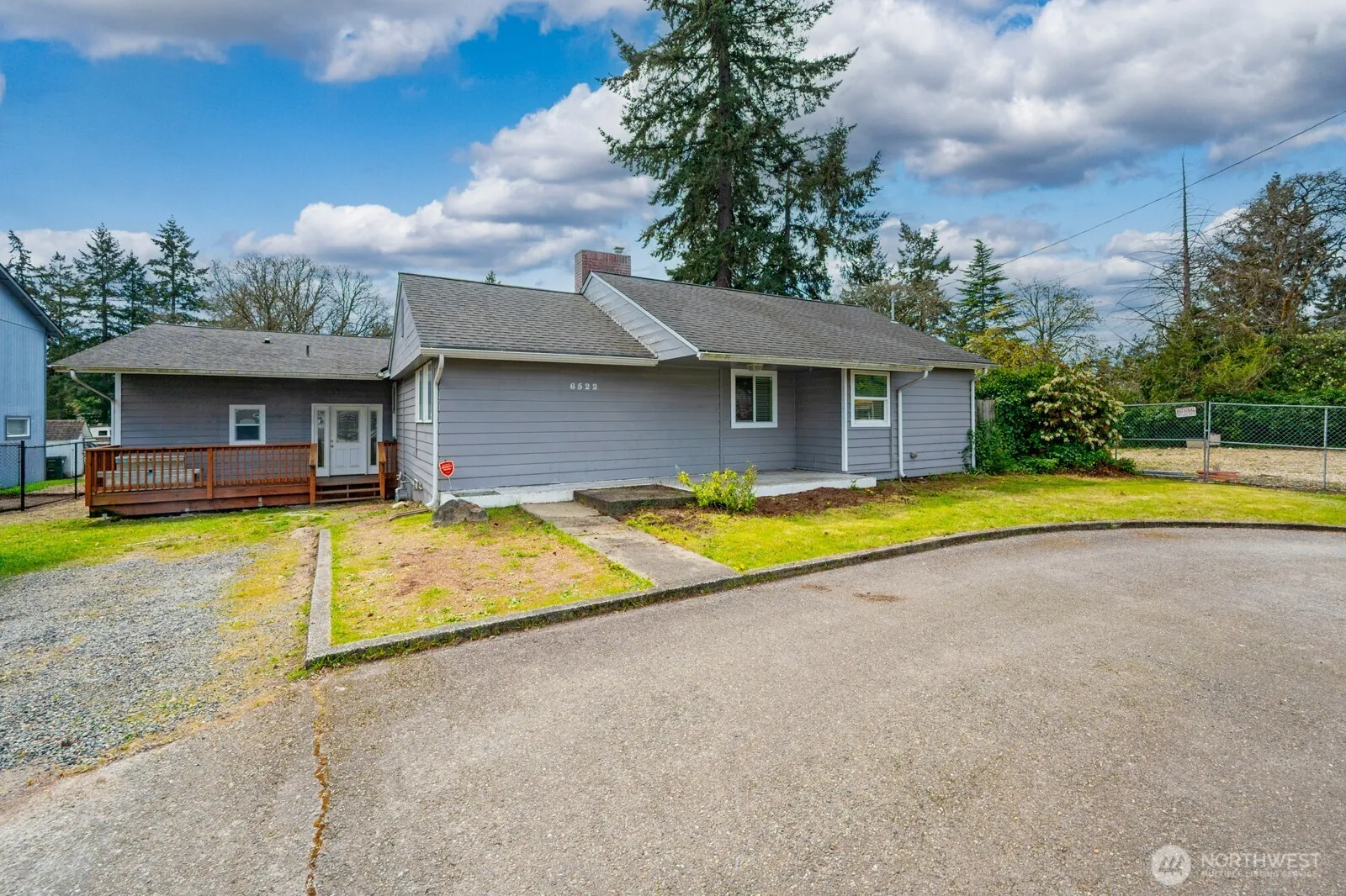 Property photo for 6522 Steilacoom Boulevard Sw, Lakewood photo 2