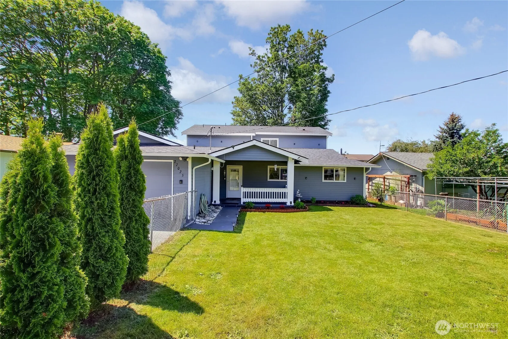 Property photo for 27025 14th Avenue S, Des Moines photo 2