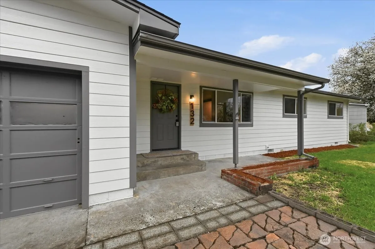 Property photo for 132 Green Acres Drive, Castle Rock photo 2