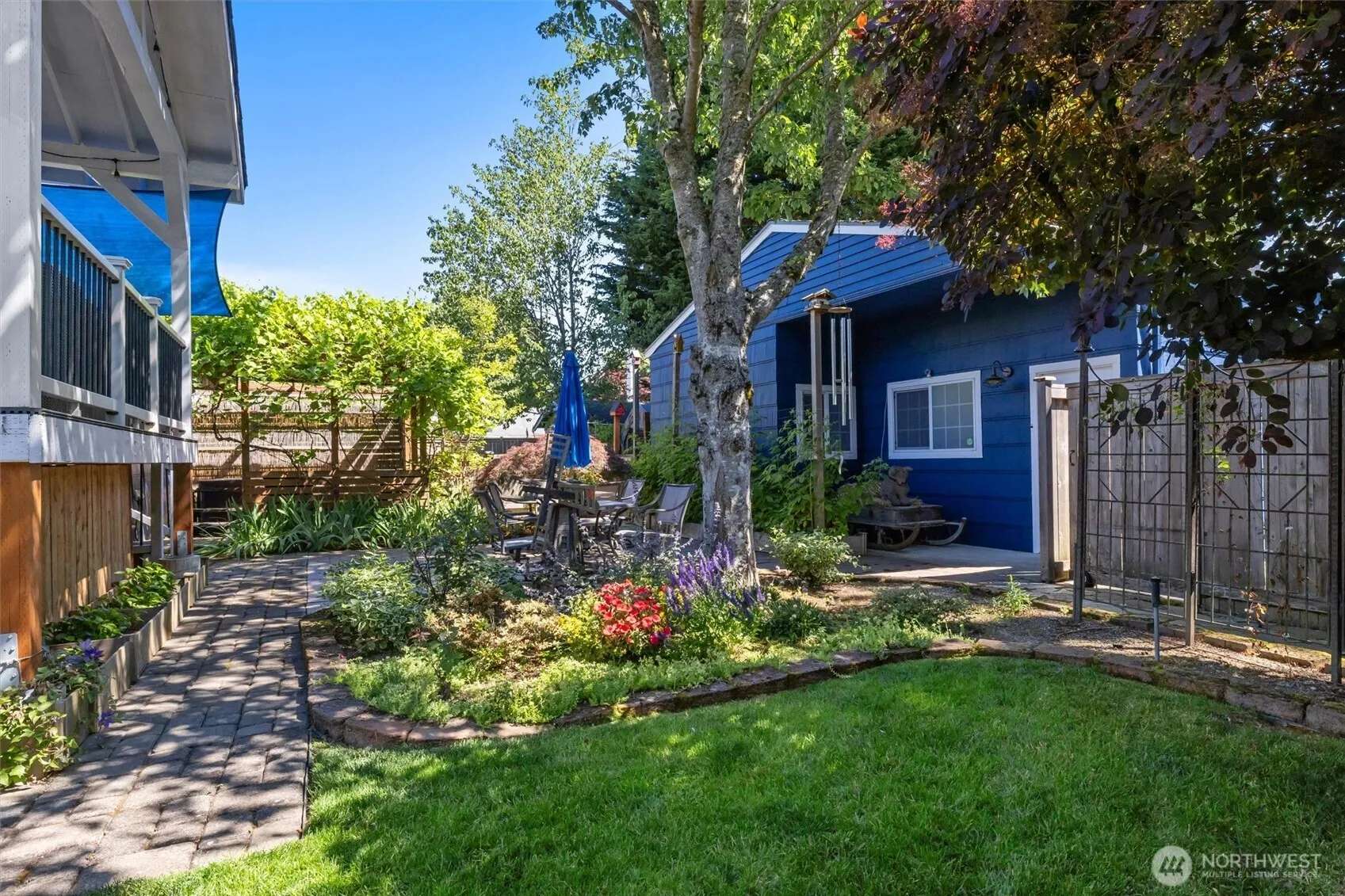 Property photo for 10532 Evanston Avenue N, Seattle photo 4