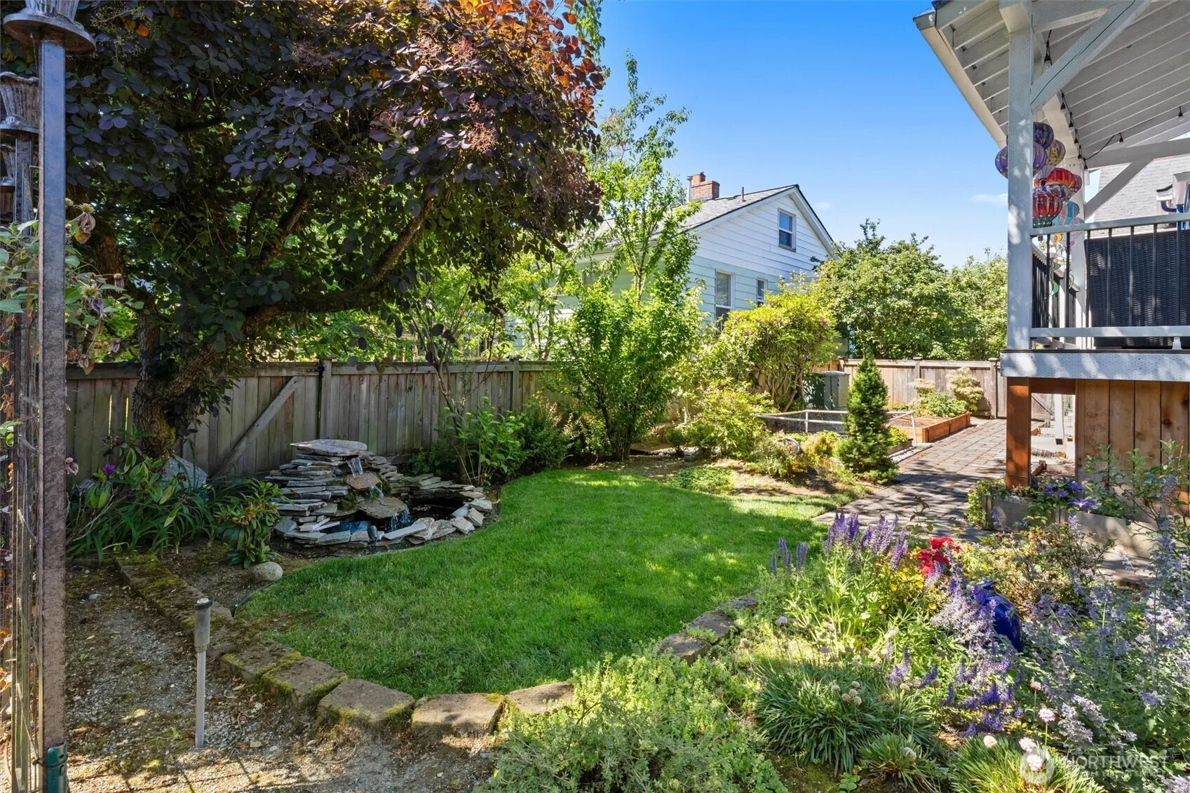 Property photo for 10532 Evanston Avenue N, Seattle photo 5