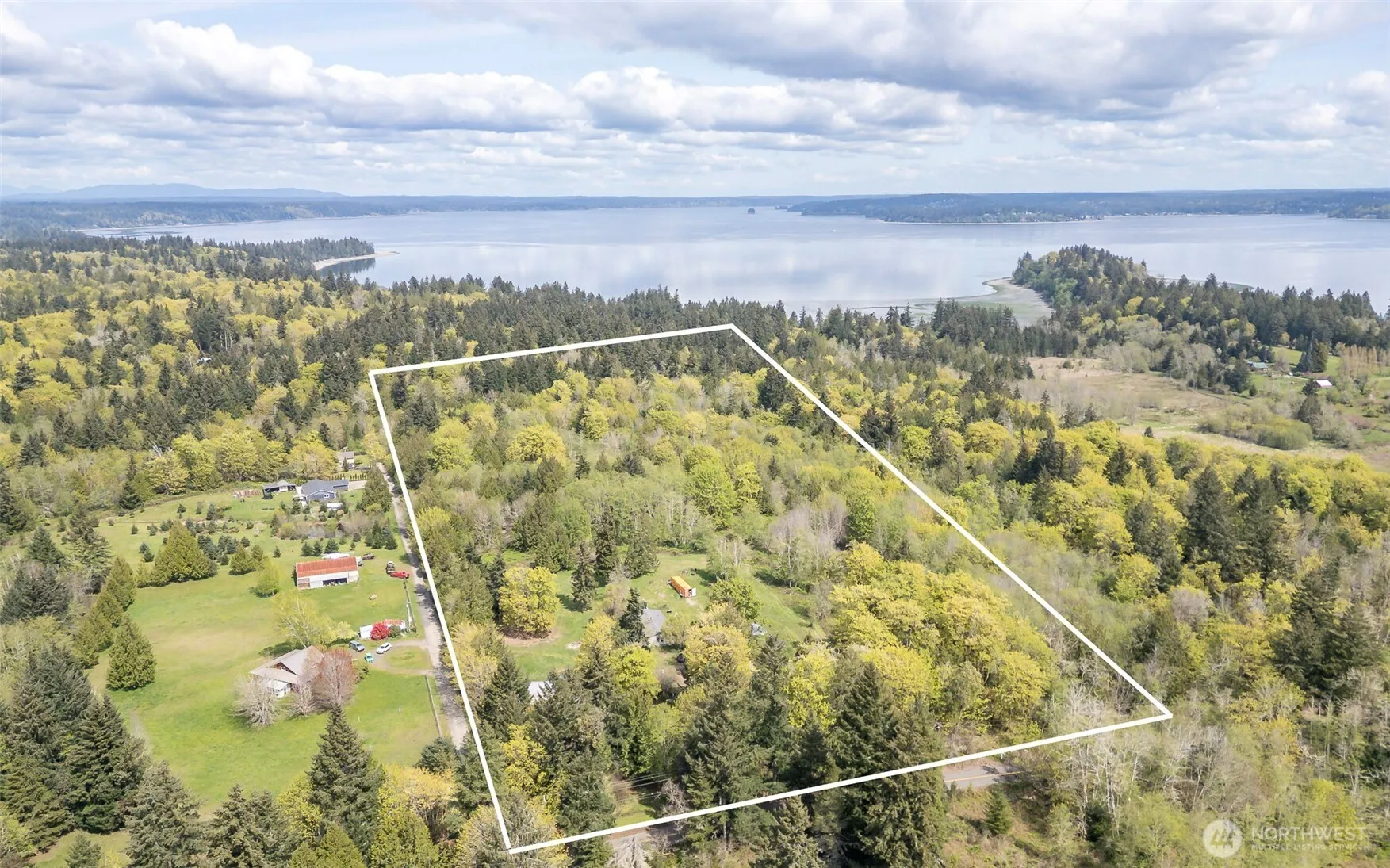 Property photo for 14919 24th Street Sw, Lakebay photo 2