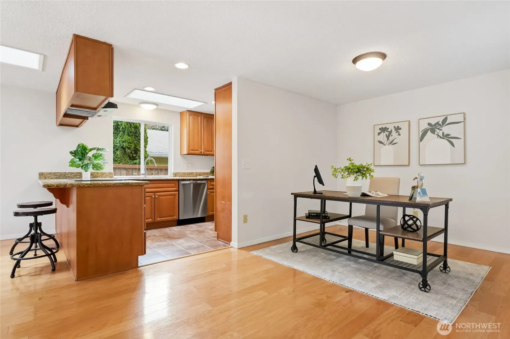 Property photo for 12018 136th Place Ne, Kirkland photo 4