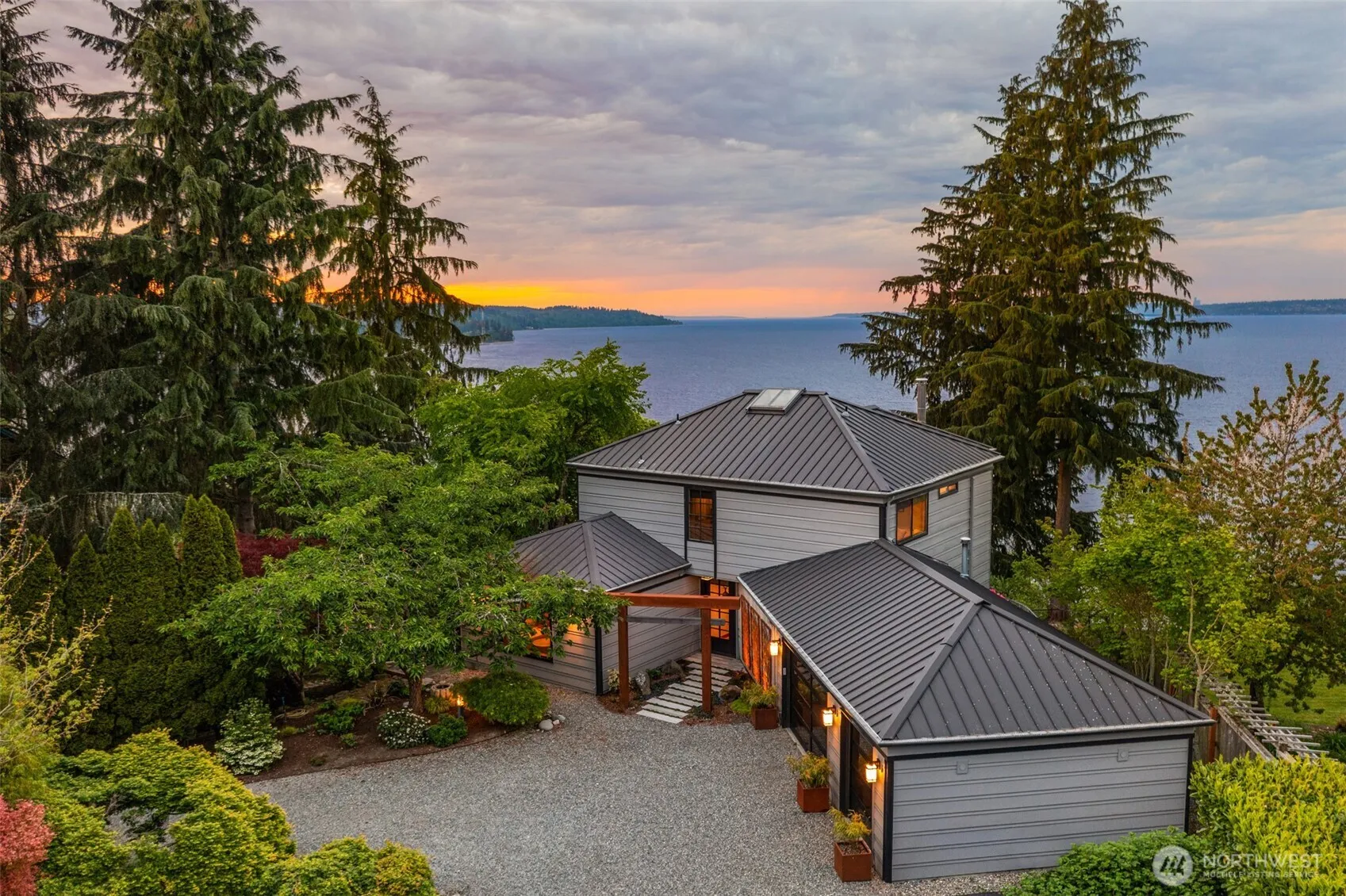 Property photo for 6814 Sw Maury Park Rd, Vashon