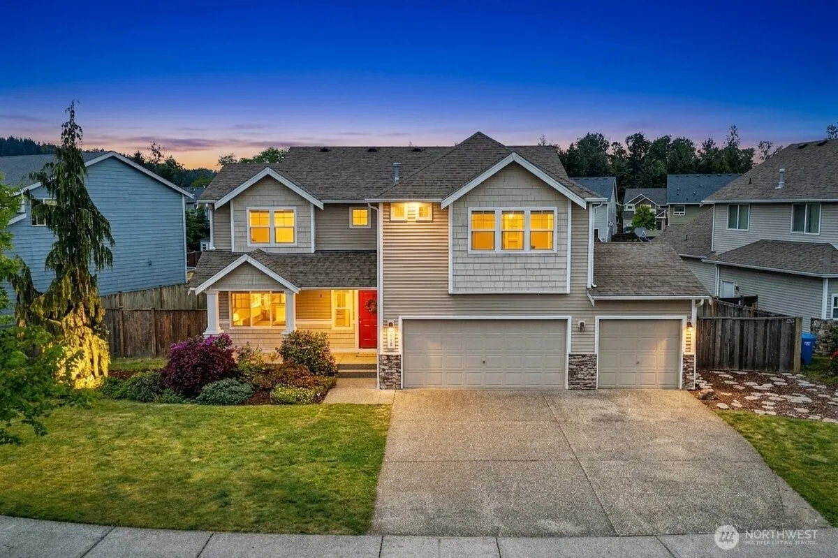 Property photo for 209 Burr Street Ne, Orting