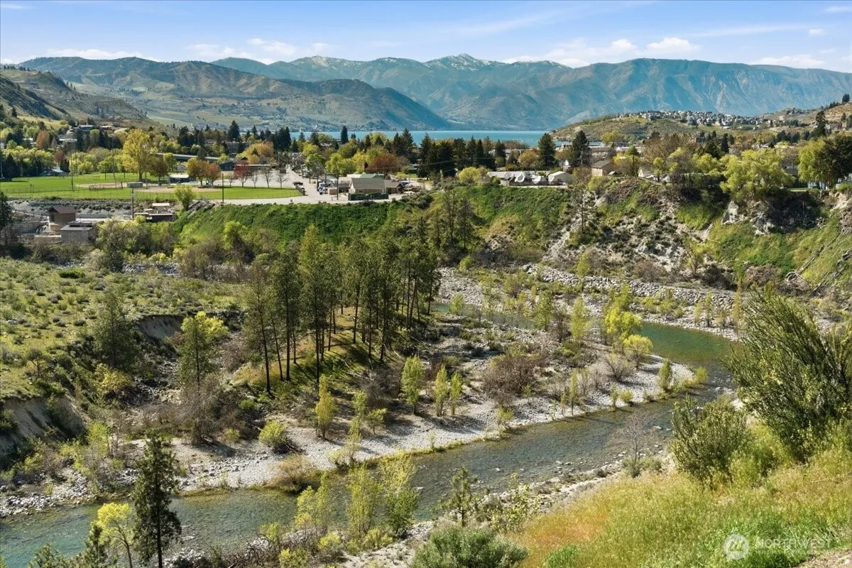 Property photo for 404 S Clifford Street, Chelan photo 4