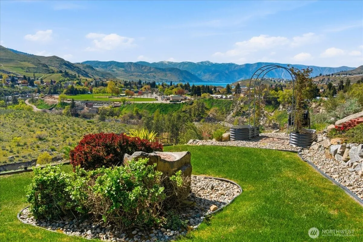 Property photo for 404 S Clifford Street, Chelan