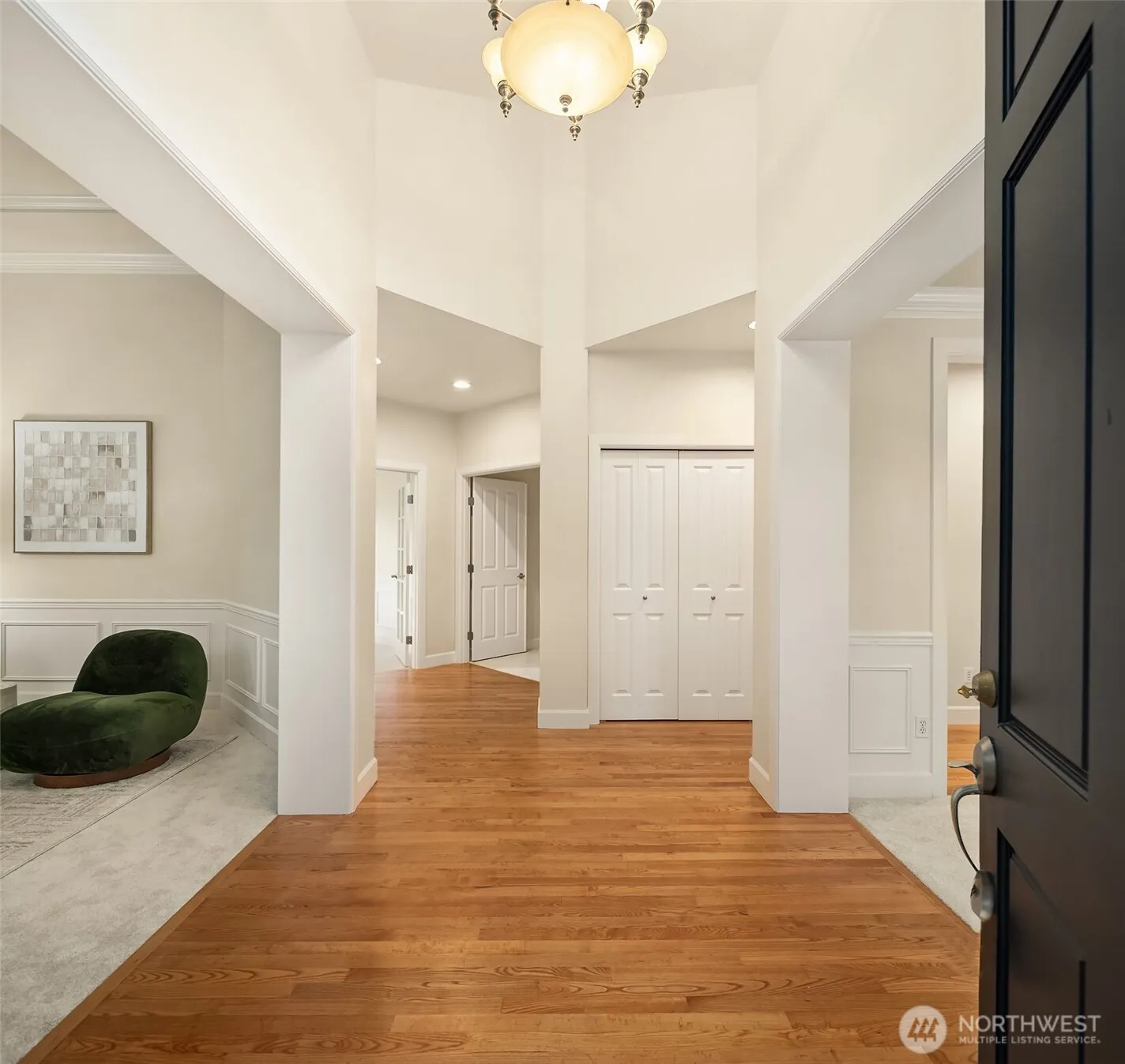 Property photo for 21030 Se 5th Street, Sammamish photo 3