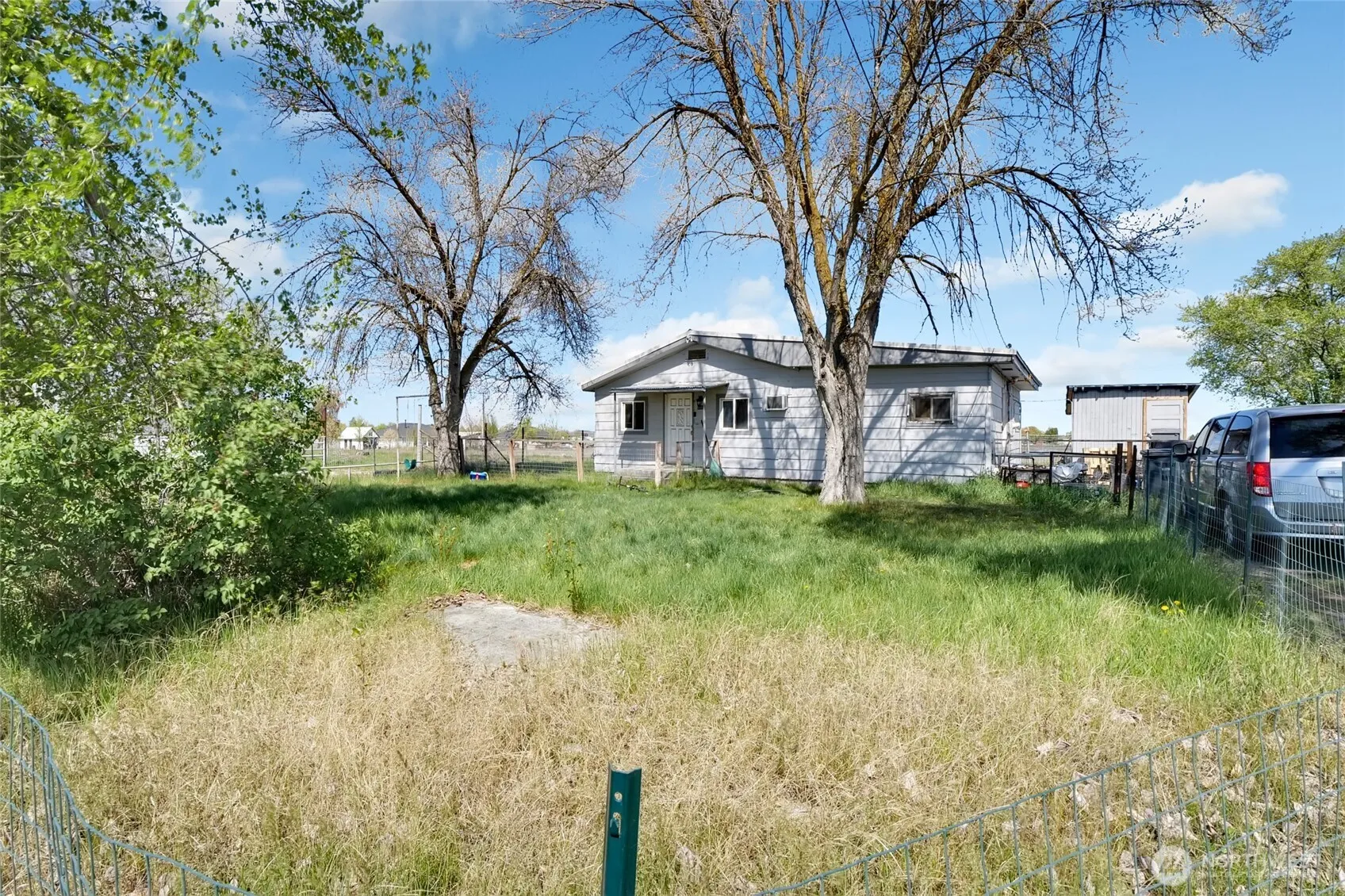 Property photo for 9550 Maple Drive Ne, Moses Lake photo 3
