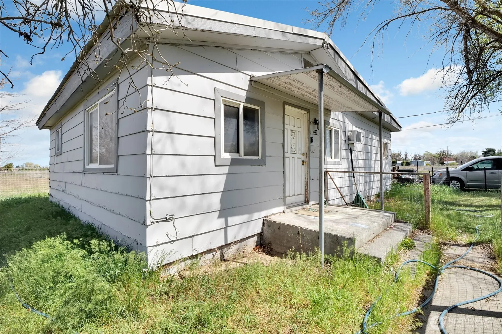 Property photo for 9550 Maple Drive Ne, Moses Lake photo 2
