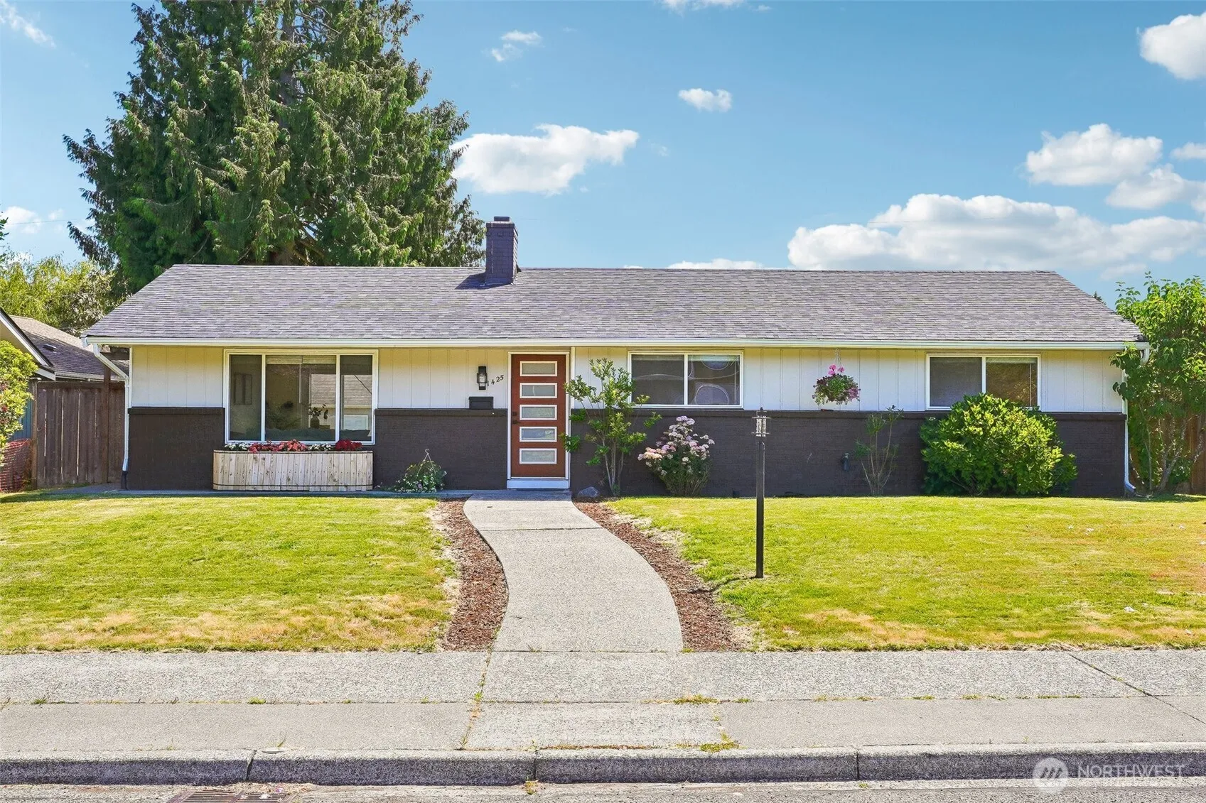 Property photo for 1425 N Woodlawn Street, Tacoma