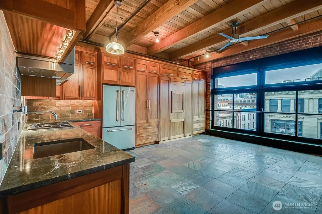 Property photo for 97 S Jackson Street #508, Seattle photo 3