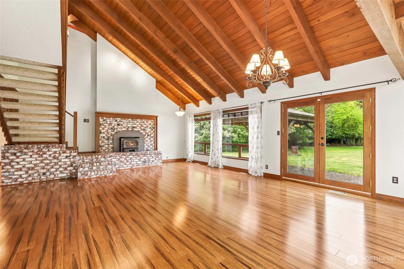 Property photo for 13232 Robinhood Lane, Snohomish