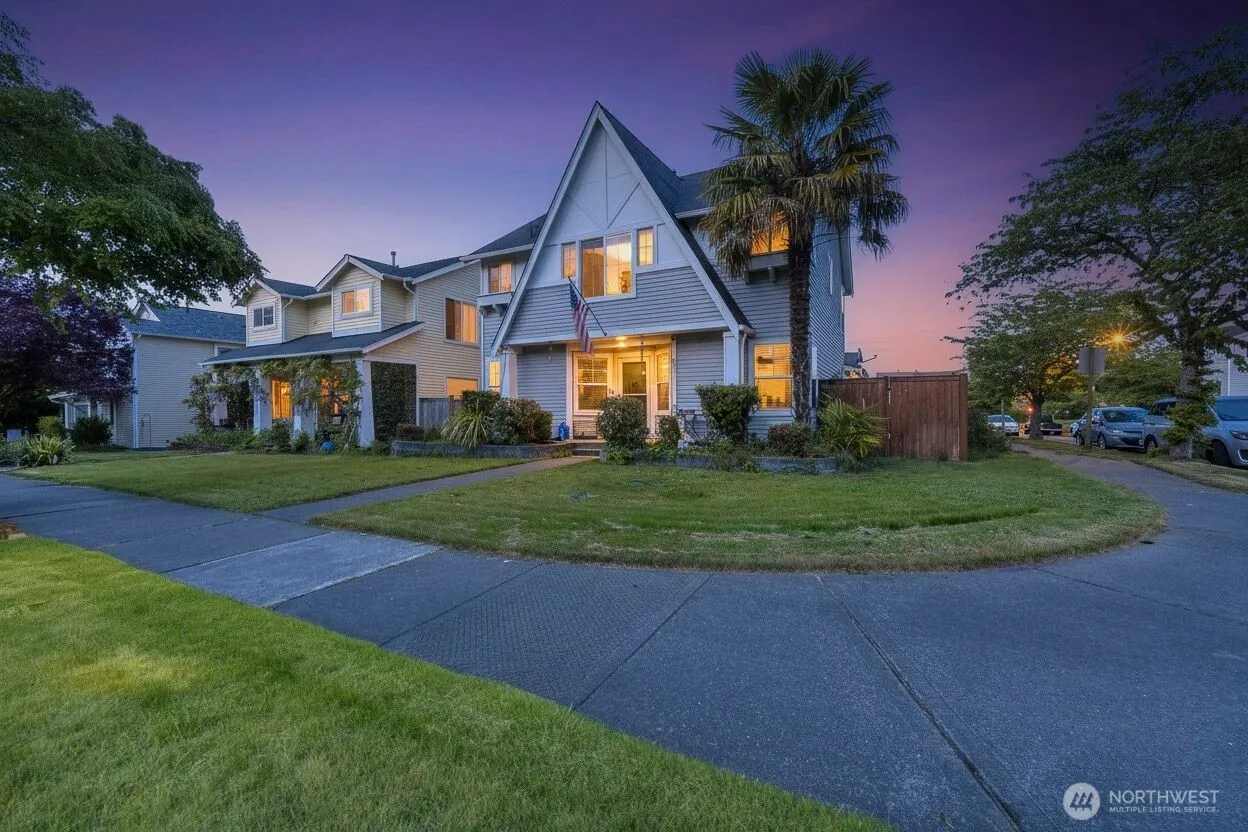 Property photo for 1830 Hoffman Hill Boulevard, Dupont