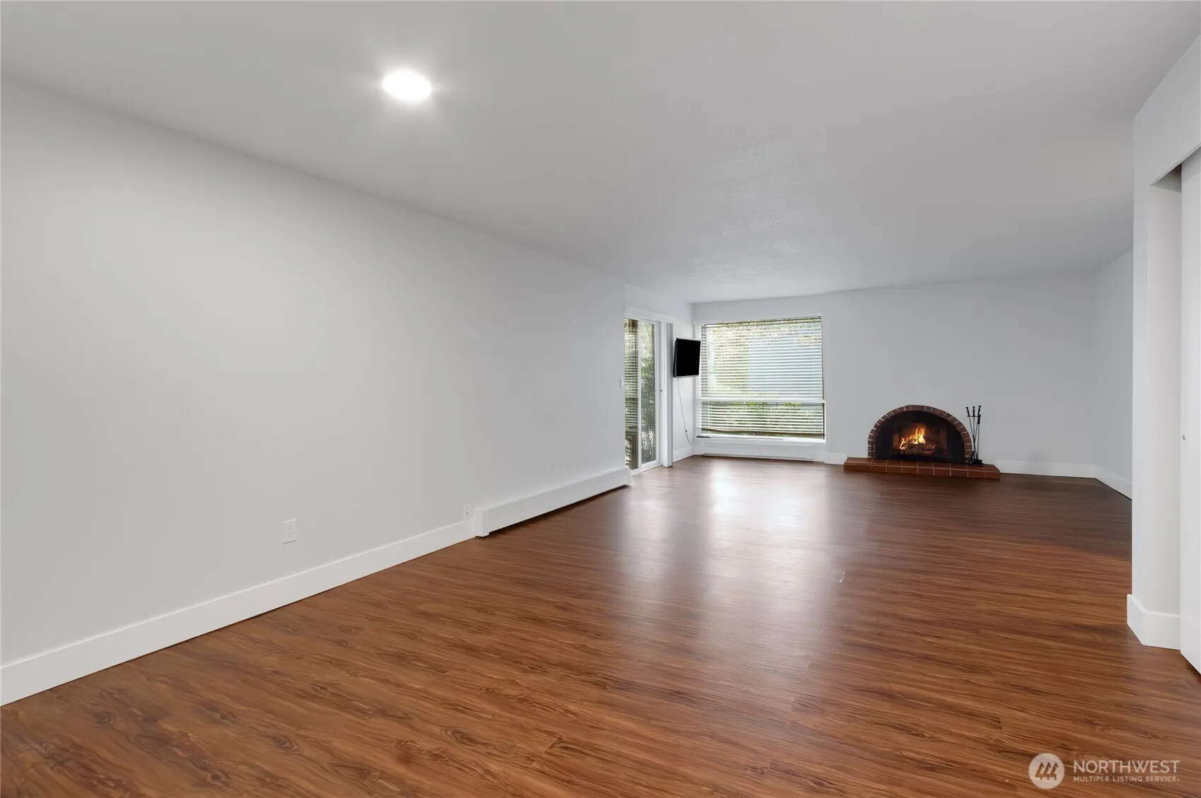Property photo for 7425 Ruby Drive Sw #c6, Lakewood photo 5