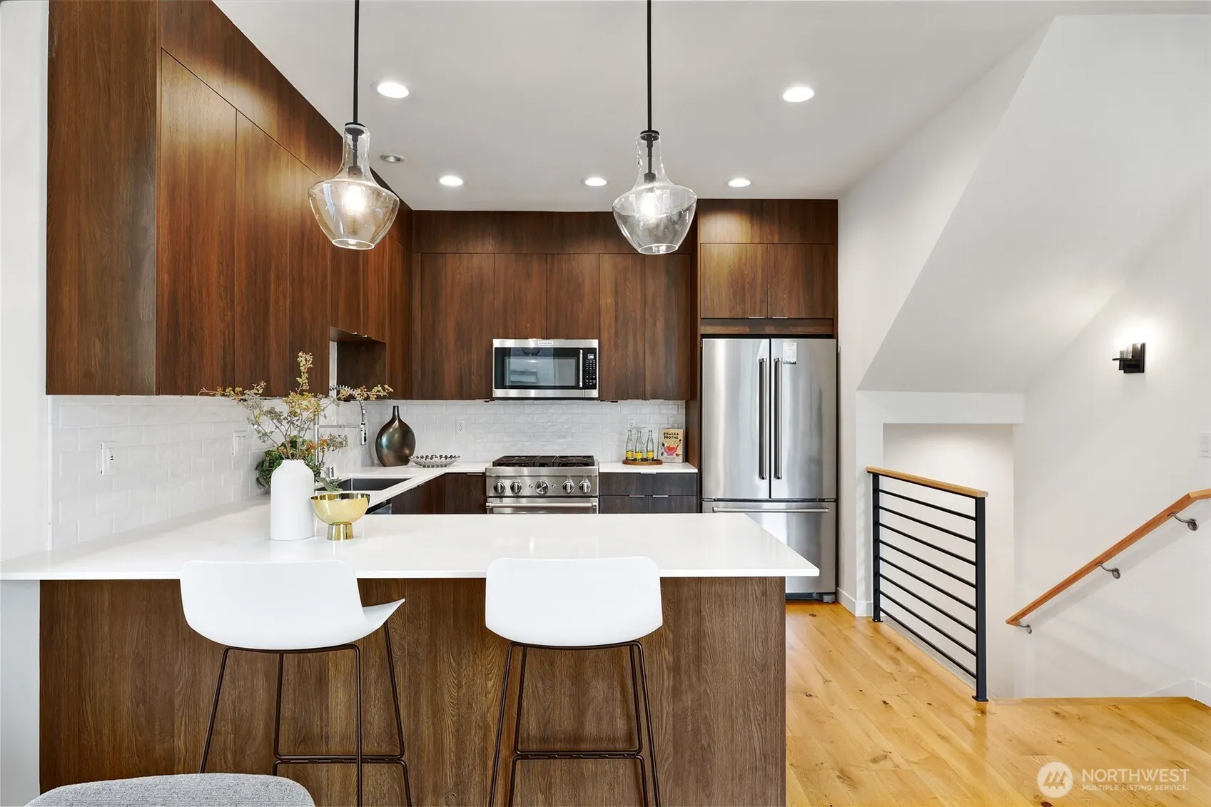 Property photo for 2366 Franklin Avenue E #b, Seattle photo 4