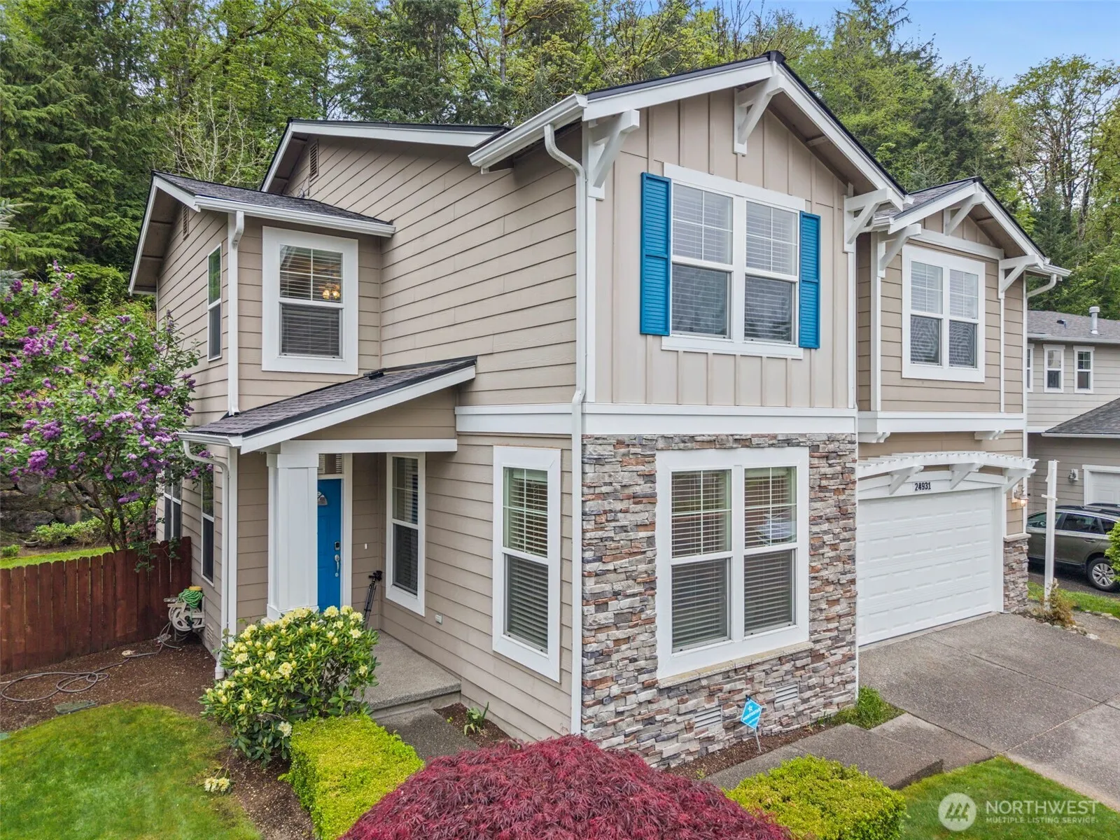 Property photo for 24931 234th Place Se, Maple Valley photo 2