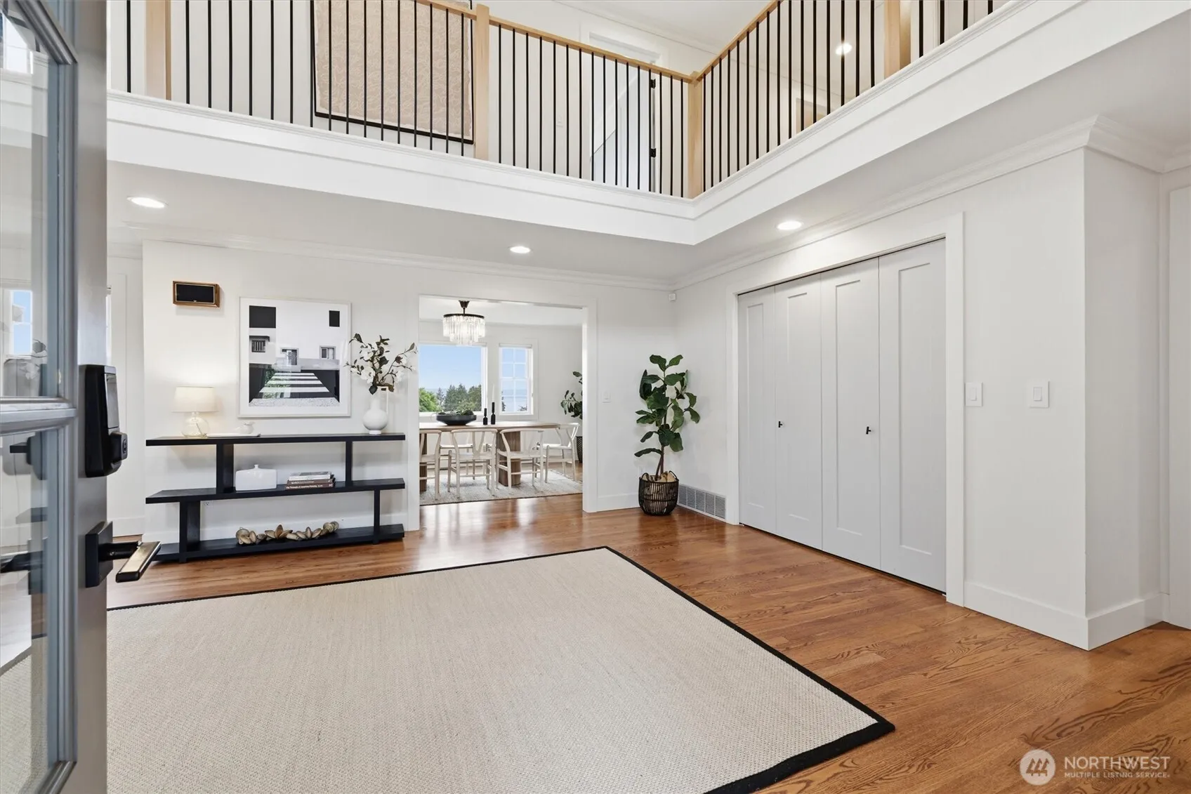 Property photo for 18124 Riviera Place Sw, Normandy Park photo 4