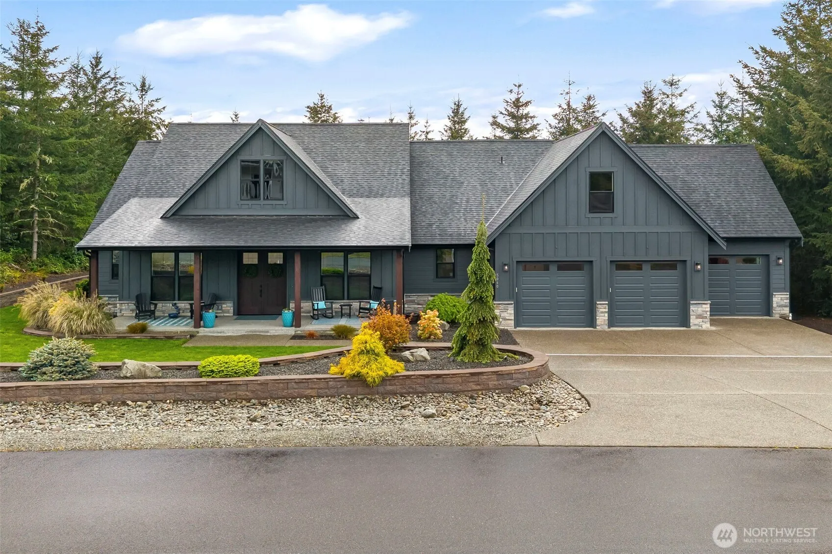 Property photo for 5040 Coopermill Court Ne, Olympia photo 2