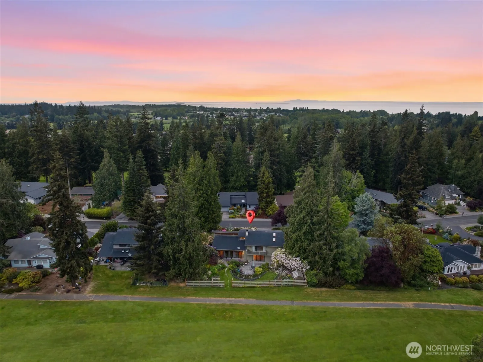 Property photo for 121 Fairway Place, Sequim photo 2