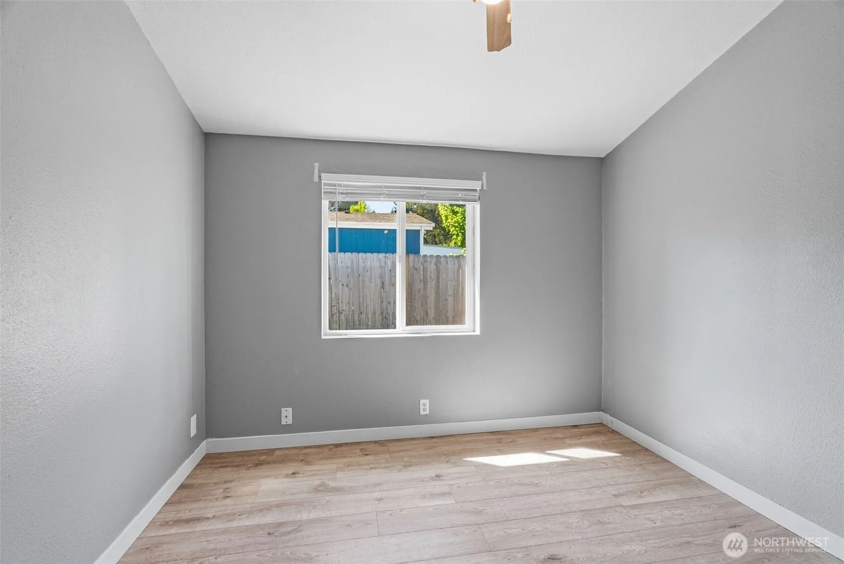 Property photo for 5111 144th Avenue, Vancouver photo 4