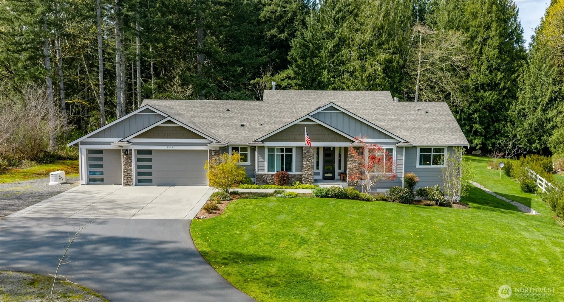 Property photo for 18727 55th Street Se, Snohomish photo 2