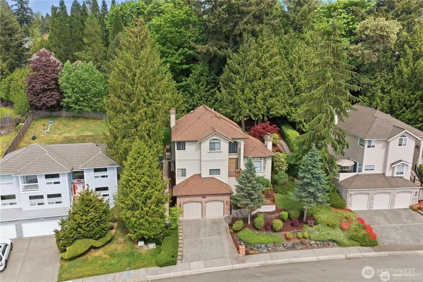 Property photo for 15430 Se 67th Place, Bellevue