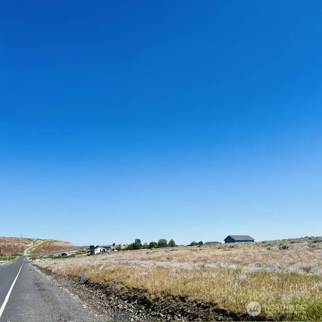Property photo for 5355 Ne Mcconihe Rd, Moses Lake