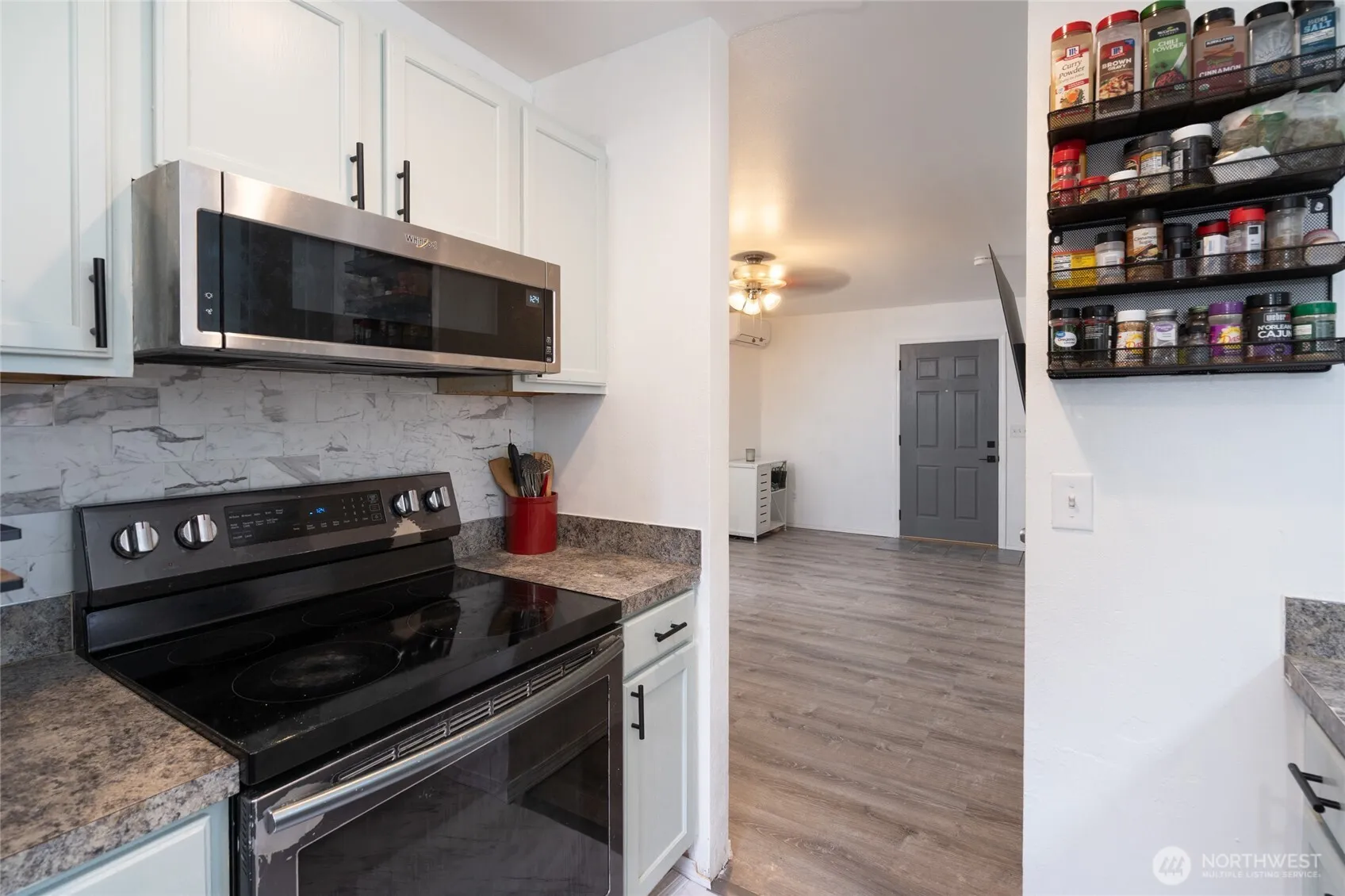 Property photo for 1814 N 30th Street, Mount Vernon photo 5