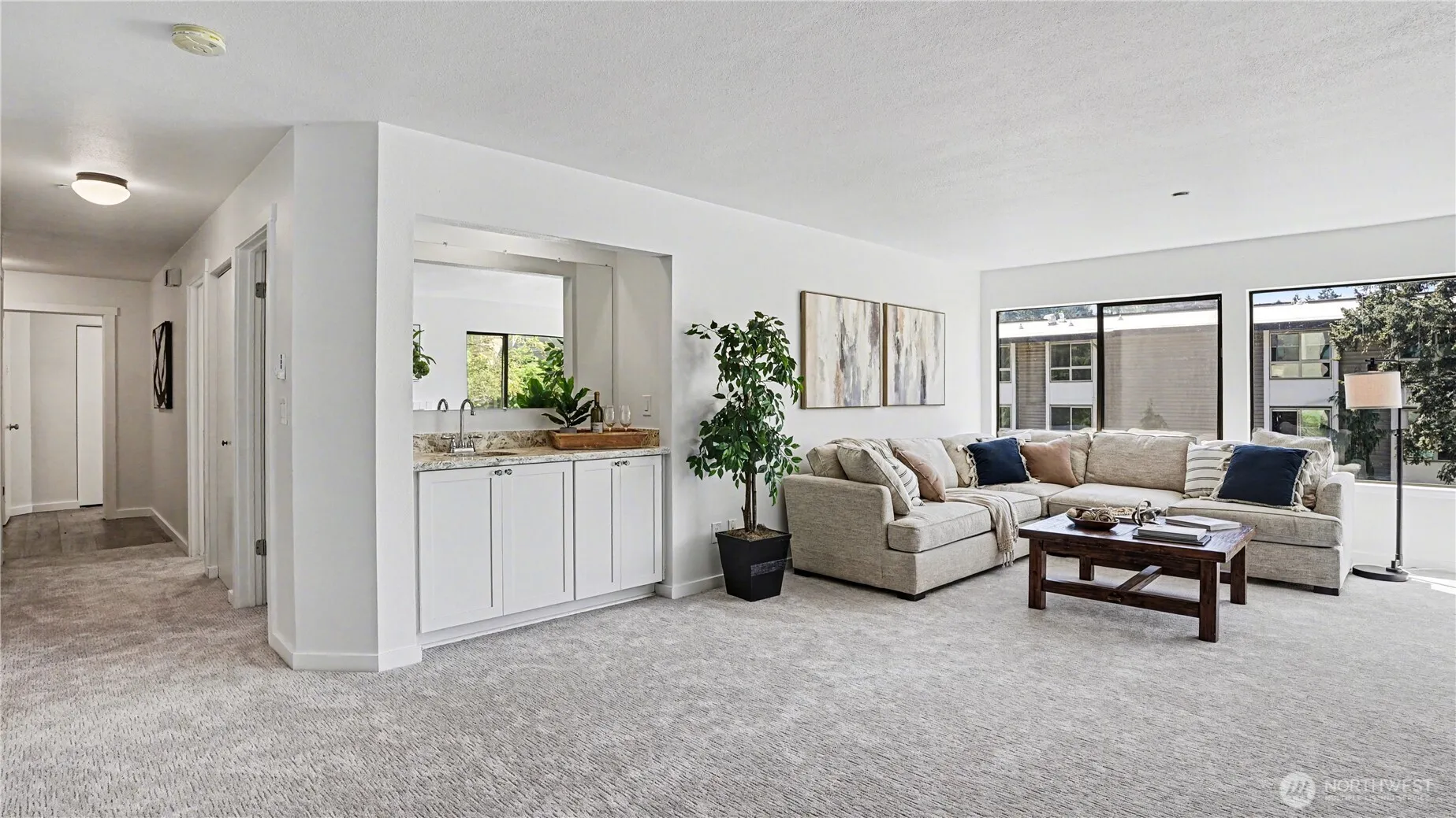 Property photo for 10101 Se 3rd Street #202, Bellevue photo 2