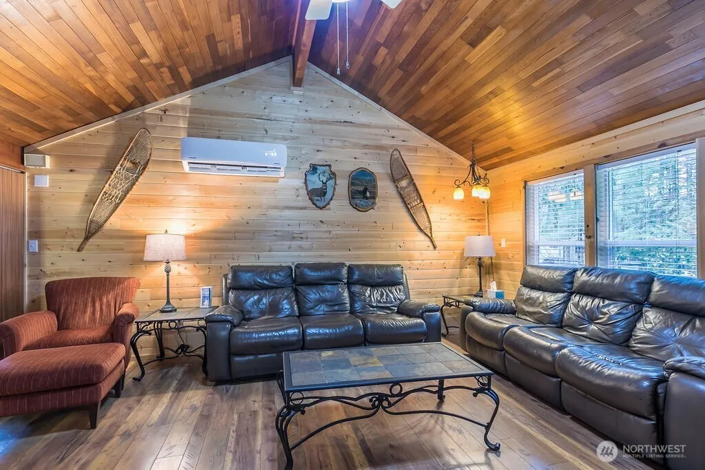 Property photo for 117 Butter Creek Lane, Packwood photo 3